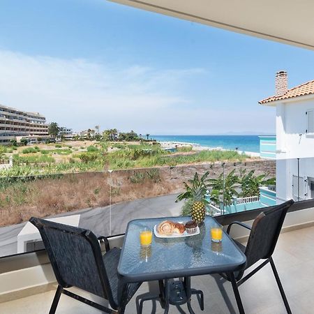 Ixia Breeze 3 Villa Bagian luar foto