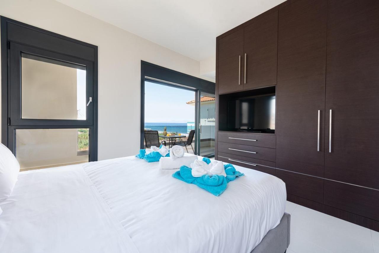 Ixia Breeze 3 Villa Bagian luar foto