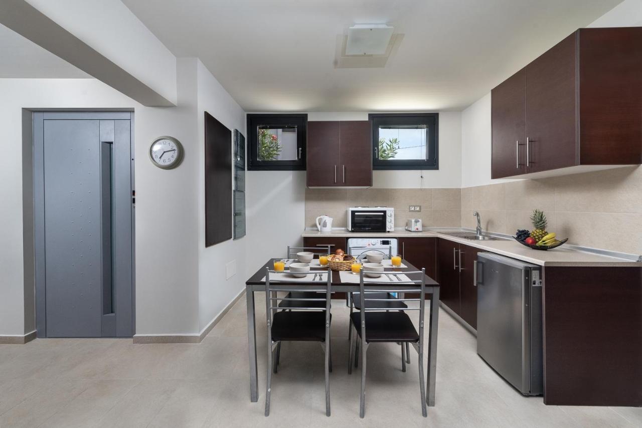 Ixia Breeze 3 Villa Bagian luar foto